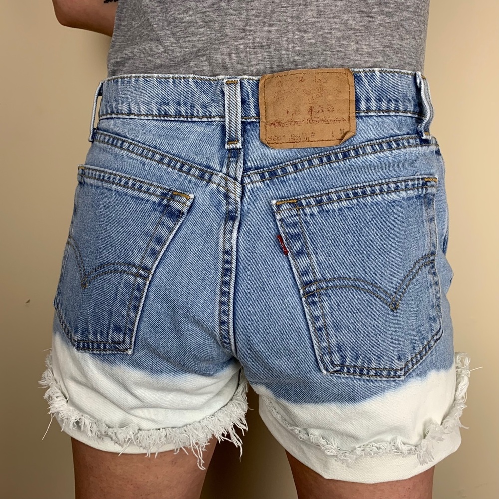 Vintage Levi's 560 High Waisted Distressed Cutoffs